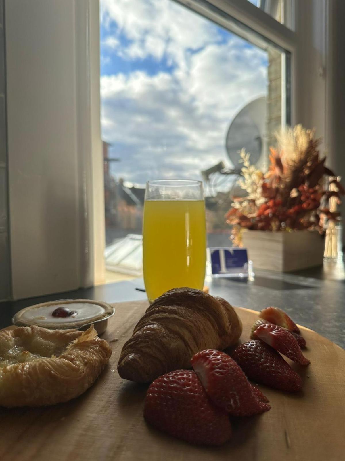 Cambridge Central Rooms - Tas Accommodations エクステリア 写真