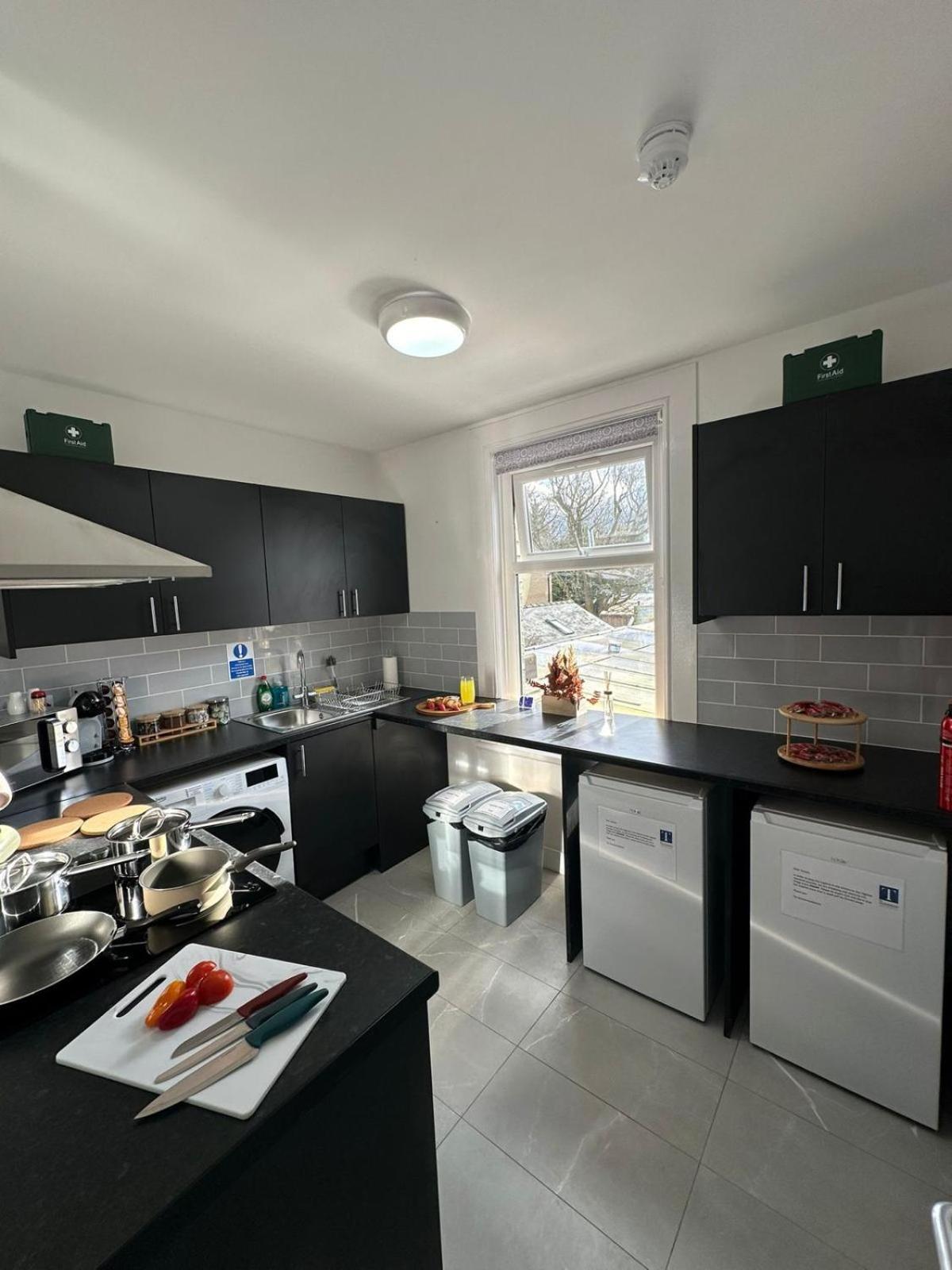 Cambridge Central Rooms - Tas Accommodations エクステリア 写真