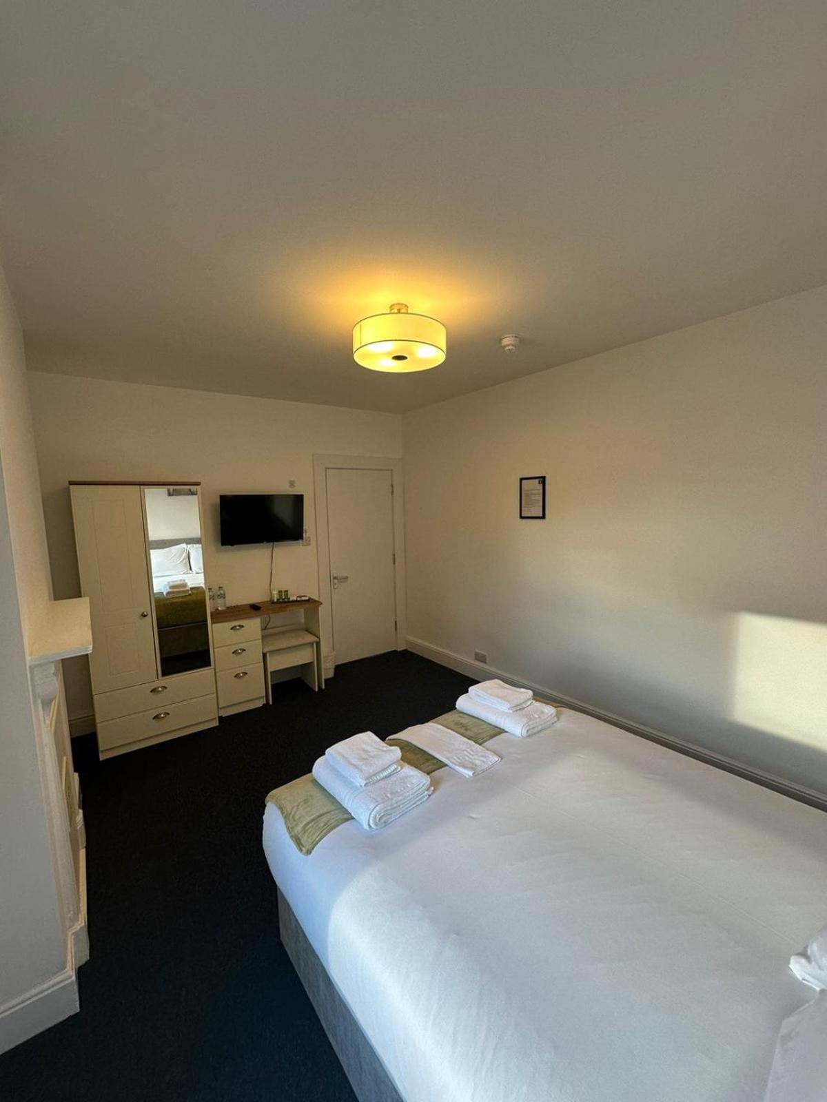 Cambridge Central Rooms - Tas Accommodations エクステリア 写真