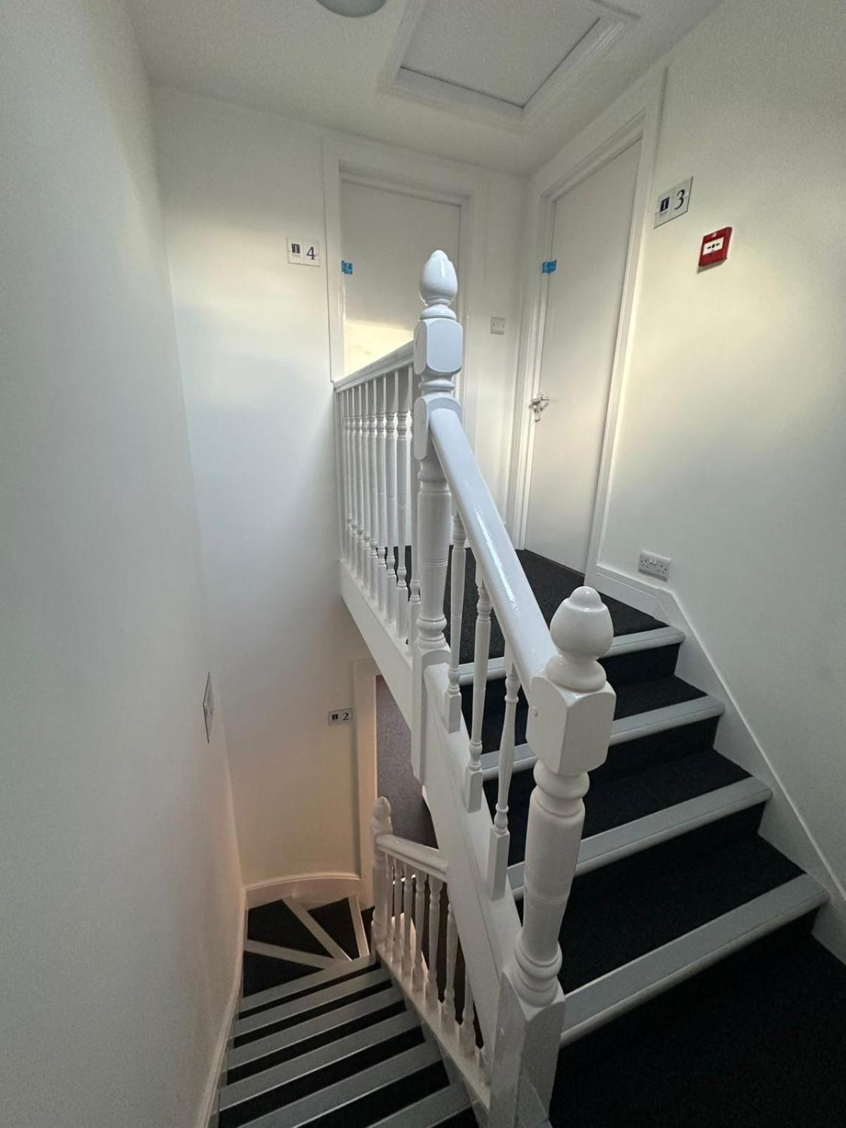Cambridge Central Rooms - Tas Accommodations エクステリア 写真