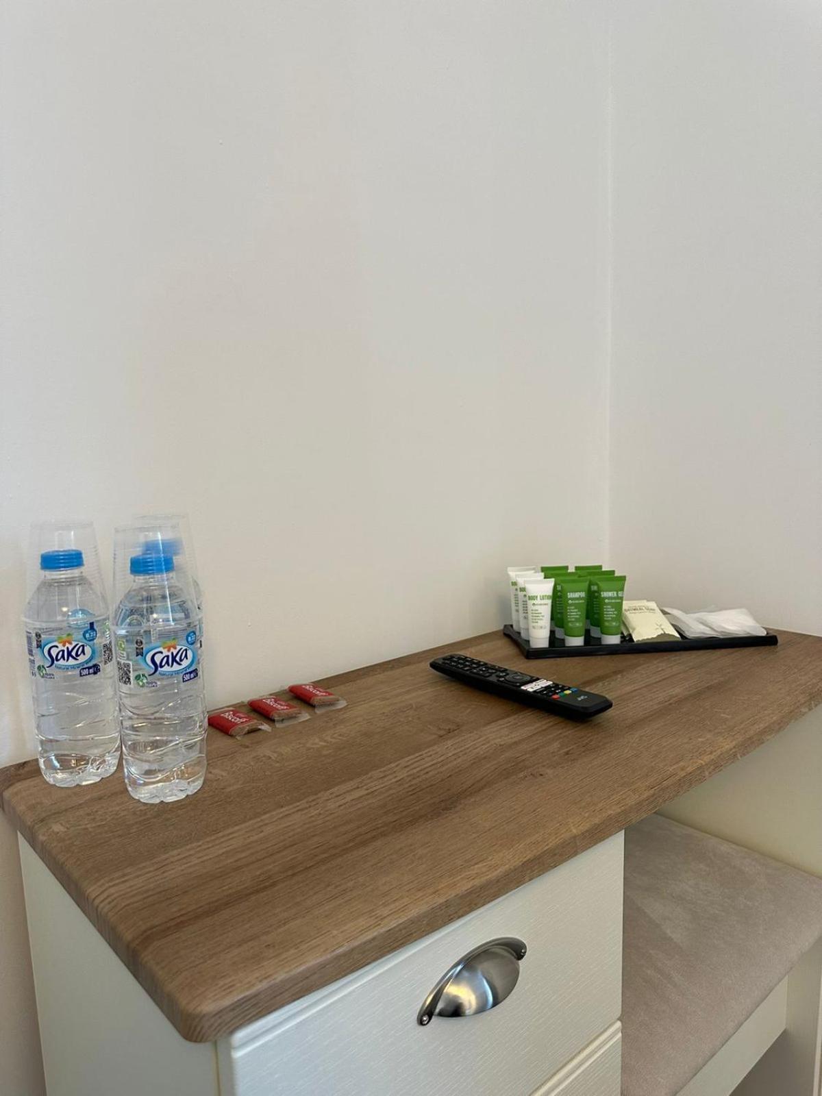Cambridge Central Rooms - Tas Accommodations エクステリア 写真