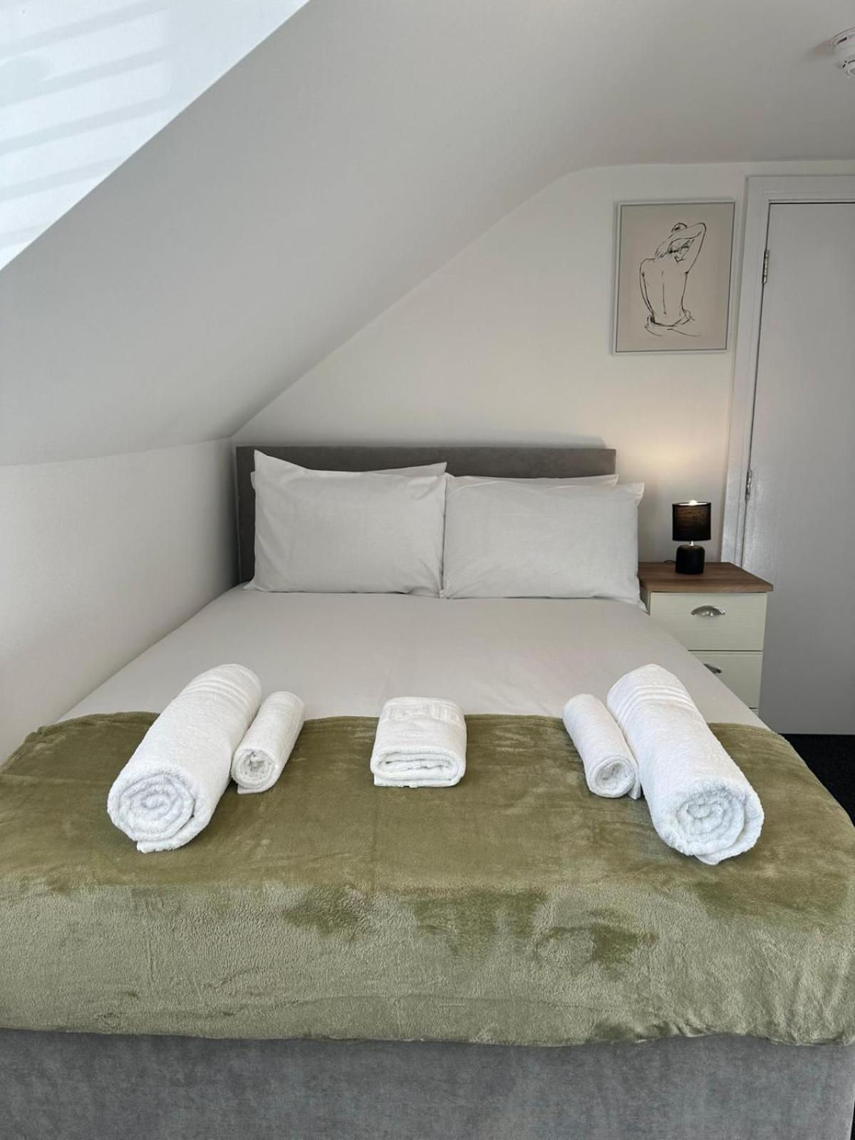 Cambridge Central Rooms - Tas Accommodations エクステリア 写真