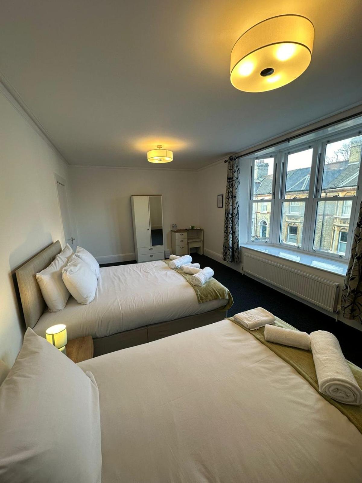 Cambridge Central Rooms - Tas Accommodations エクステリア 写真